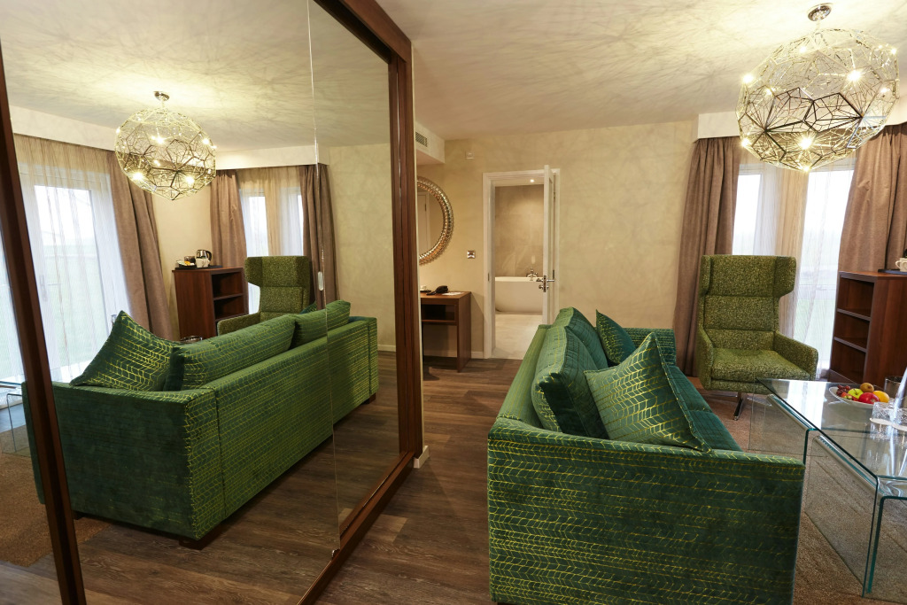 Wychwood Park Hotel and Golf Club
