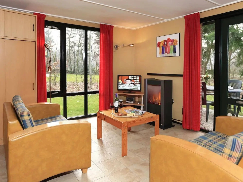 Nicely Furnished Bungalow With a gas Fireplace, in Nature