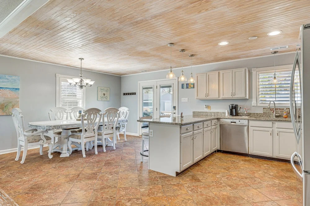 Pet-friendly Beaufort Home w/ Private Yard