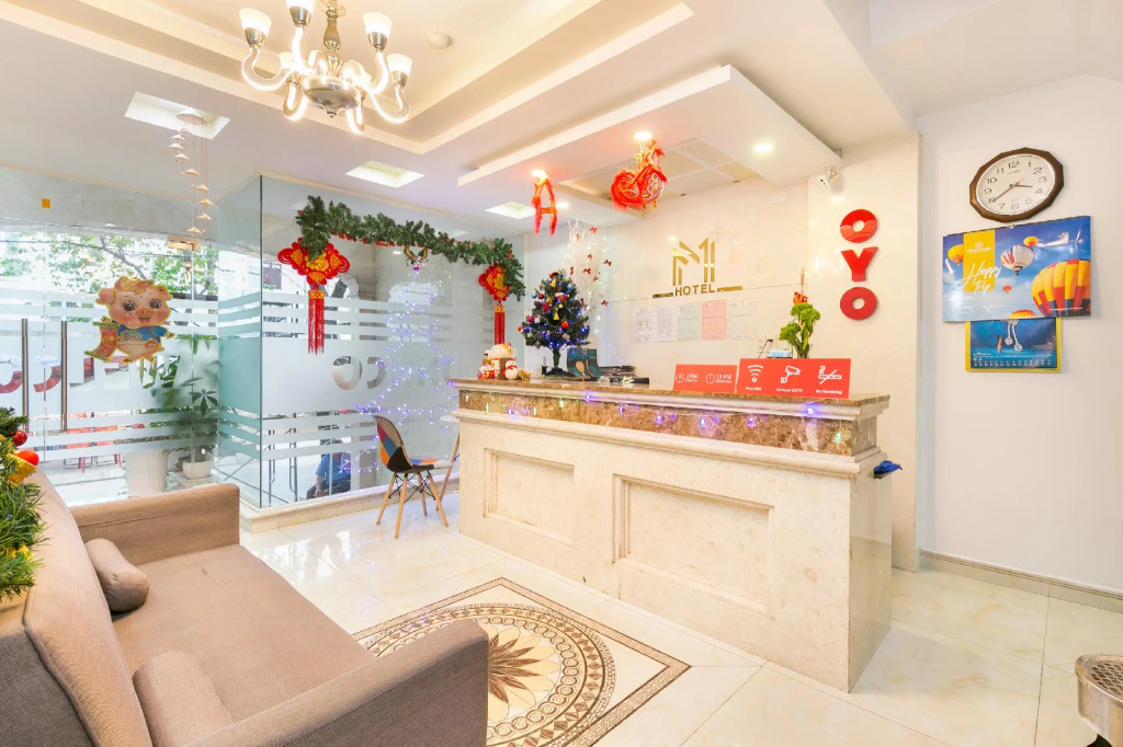 OYO 652 Monaco Hotel (Vaccinated Staff)