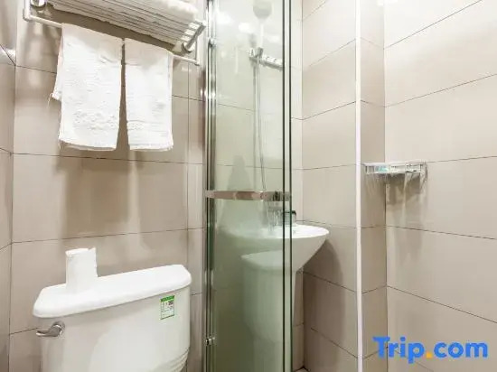 Shanghai Zihuan Business Hotel (Minhang Jiaotong University)