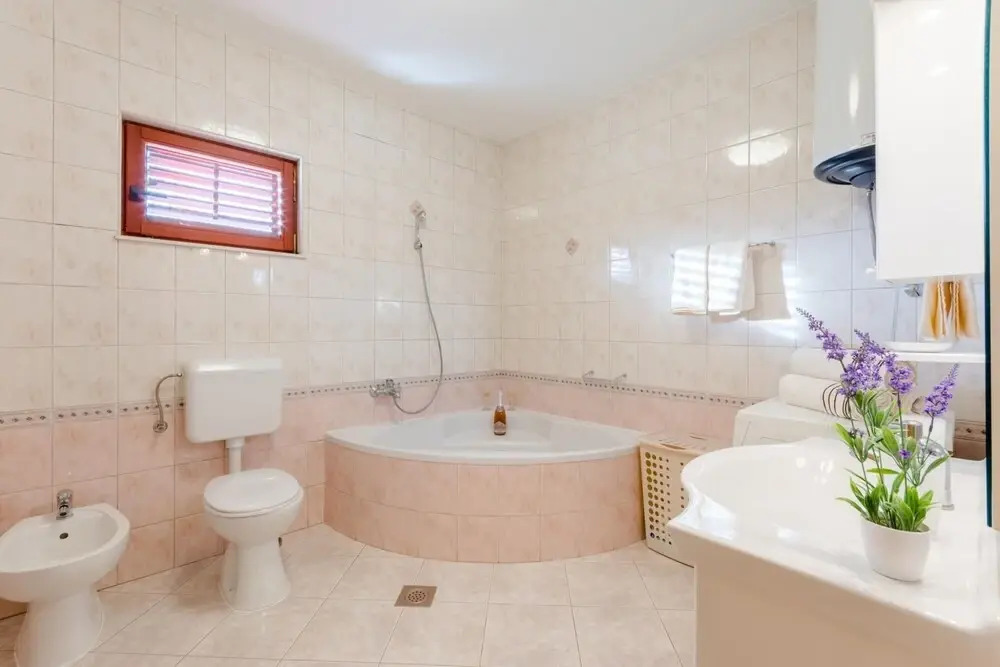 Villa Adriana - Three Bedroom Villa With Private Pool ID Direct Booker 9372