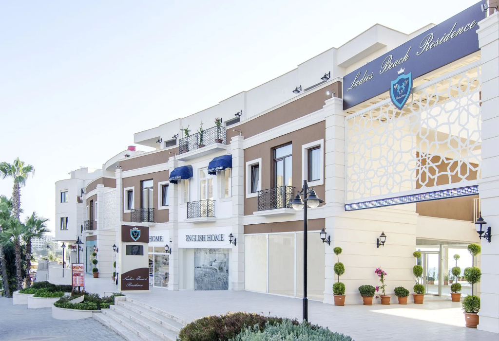 Ladies Beach Hotel