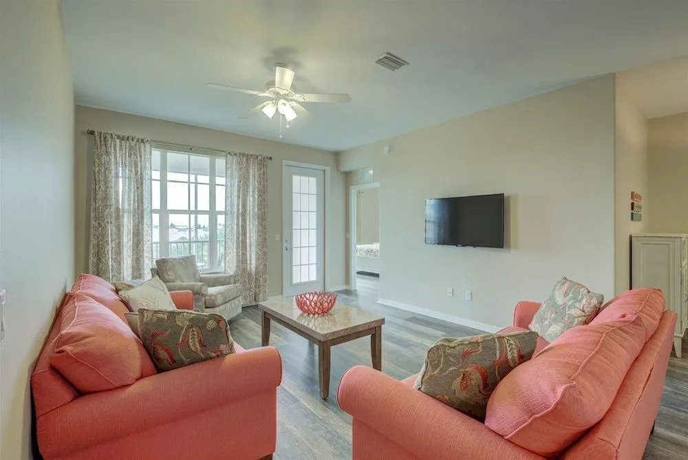 Majestic Palms Condo