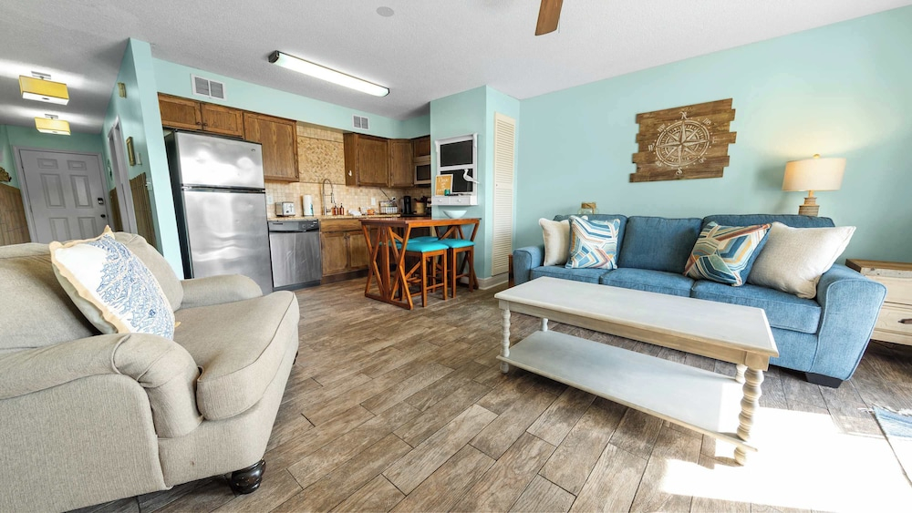 Seaside Beach & Racquet Club 1115