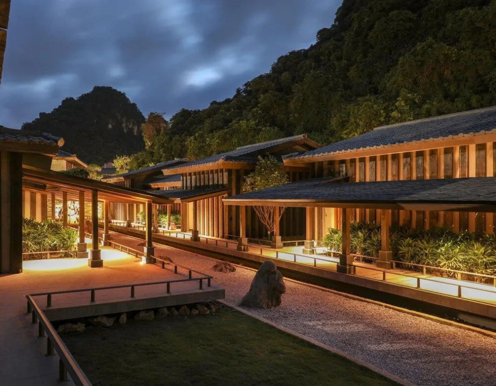 Hilton Quang Hanh Onsen Resort
