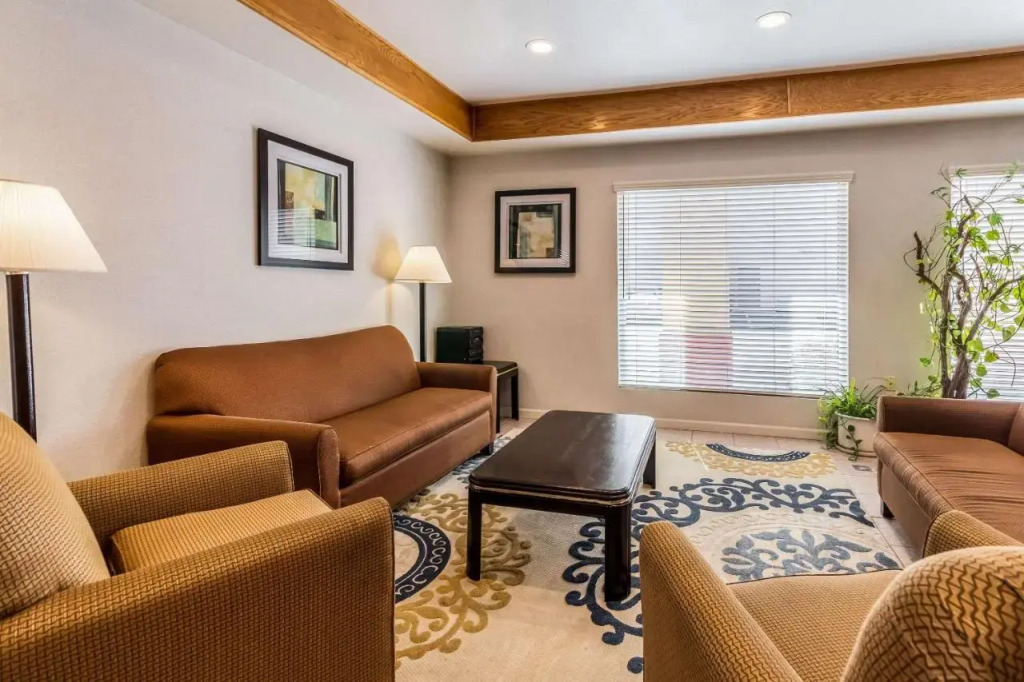 Super 8 Motel - Fresno/North CA