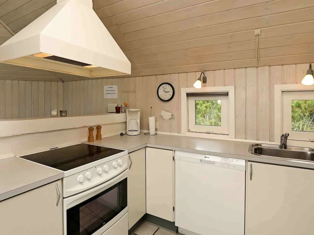 Sprawling Holiday Home With Swimming Pool in Ringkøbing