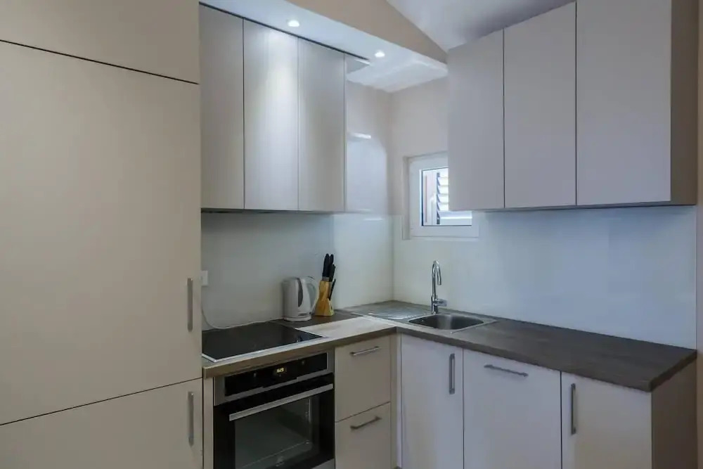 Two-bedroom Apartment Near Beach