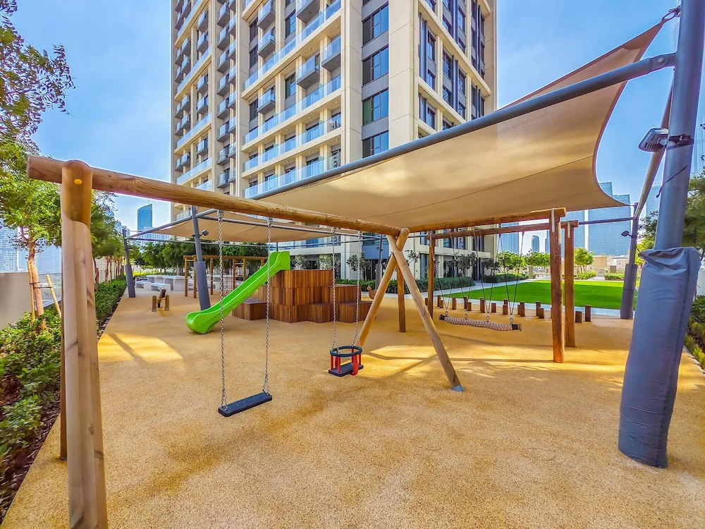 Cityscape Splendor Lavish 1BR Uptown
