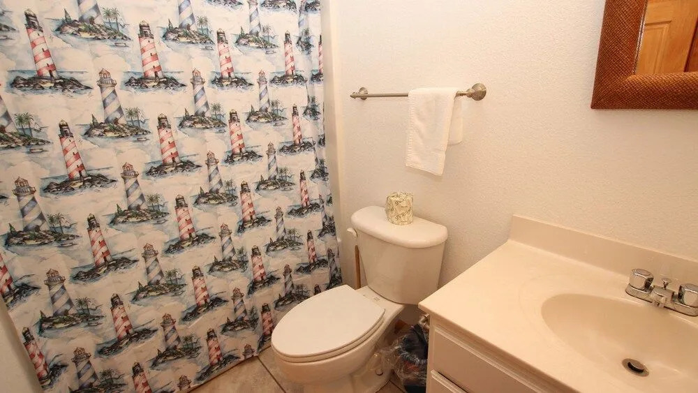 The B & B Inn - 6 Br Home