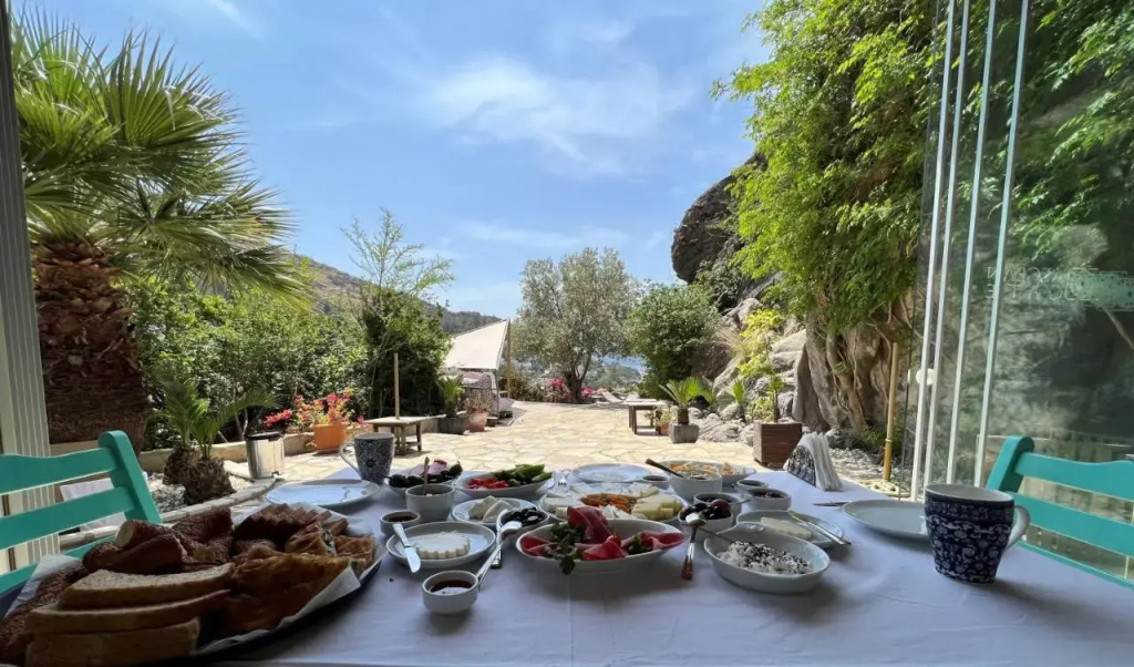 The Aegean Gate Hotel