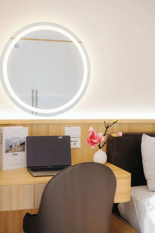 Wisteria Luxury Apartment Hanoi
