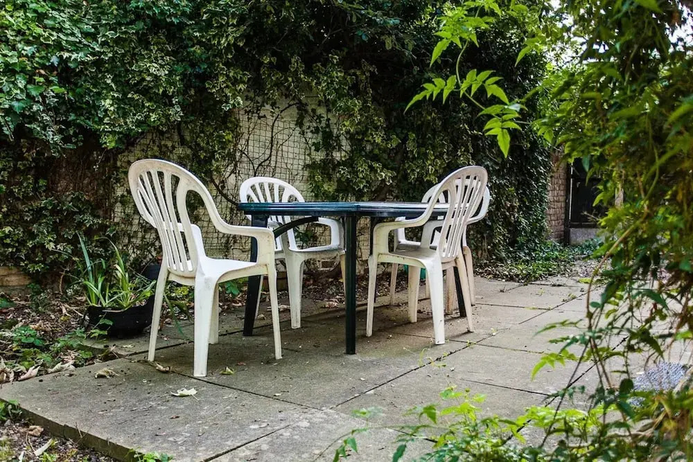Charming Peaceful 2 Bed with Parking and Garden