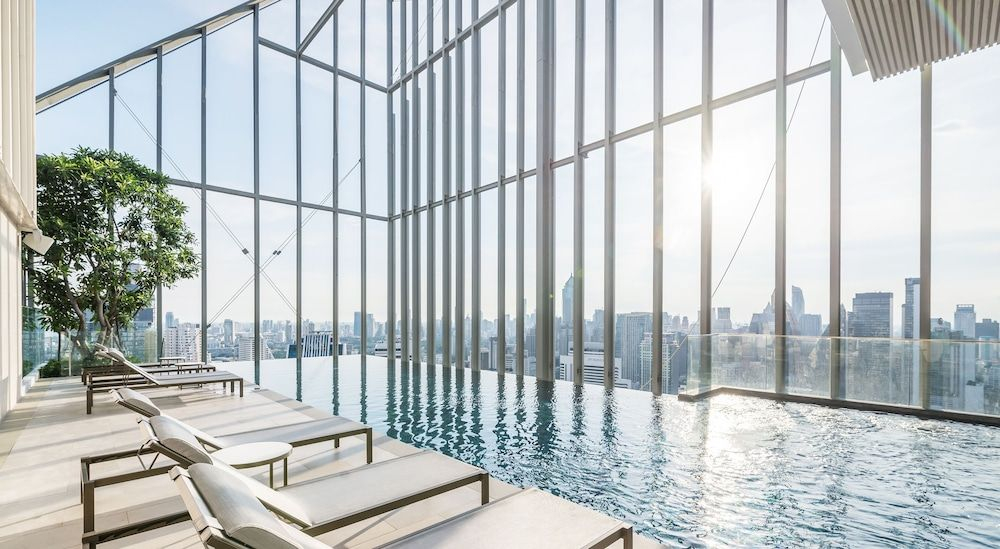 Skyline Suites Sukhumvit 11