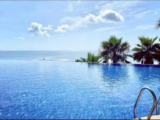 Huizhou Double Moon Bay Evening Wind Holiday Sea View Apartment