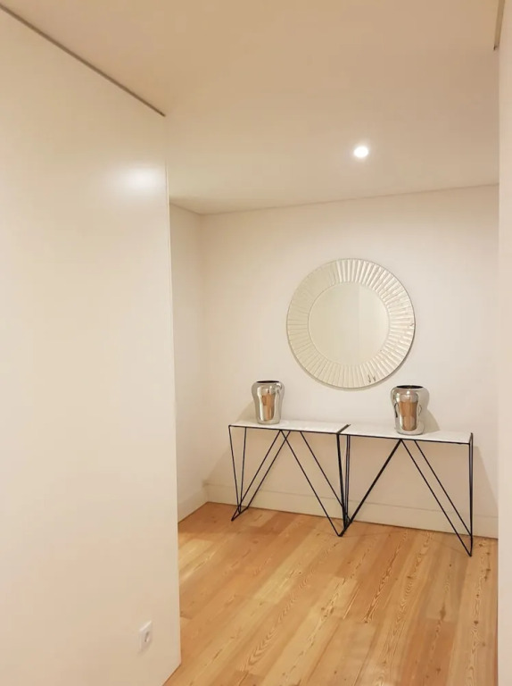 Lisbon Finestay Santana