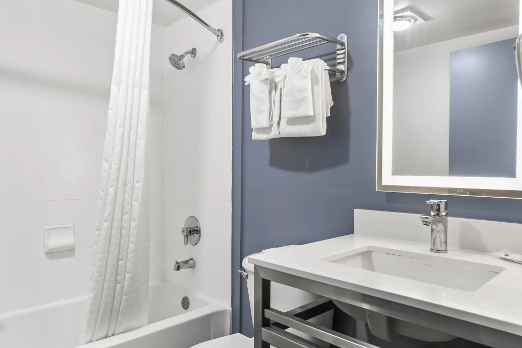 Quality Inn & Suites Nashville - Bellevue