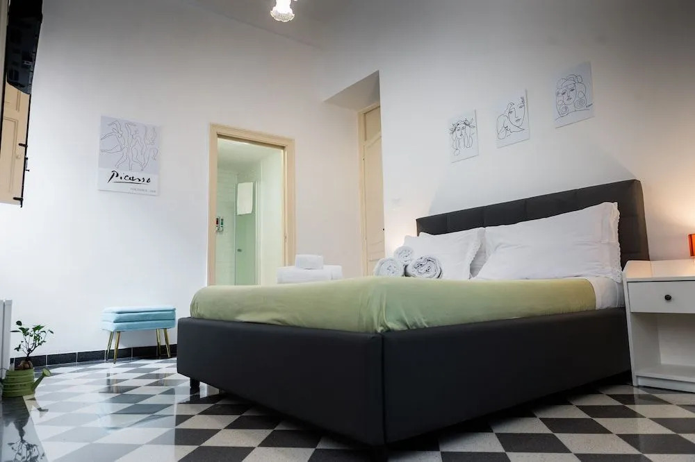 AUSA suites
