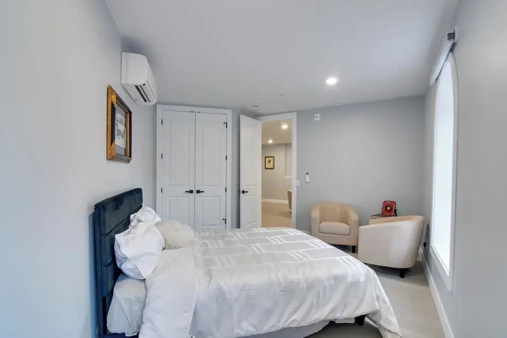 Walkable Townhome in the Heart of Central City!