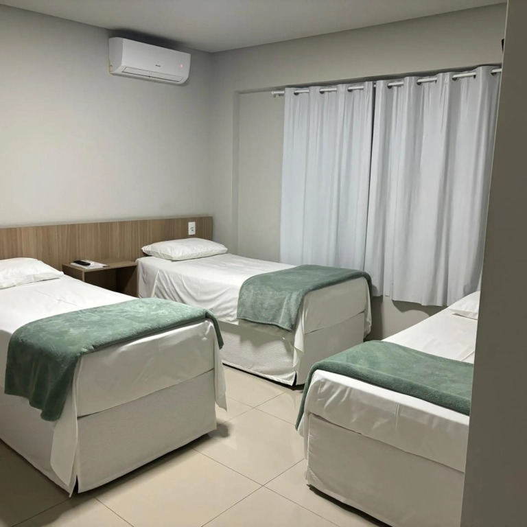 Mahle Hotel - BR 116, km 48
