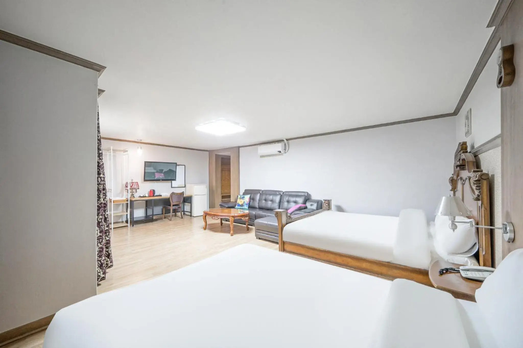 Changwon Olympic Hotel
