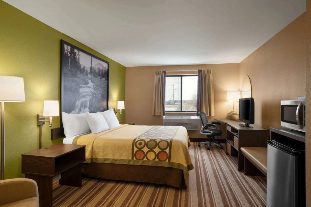 Super 8 by Wyndham S Jordan/Sandy/Slc Area