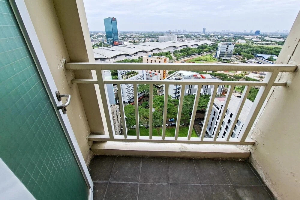 Good Deal Studio  Apartment At B Residence