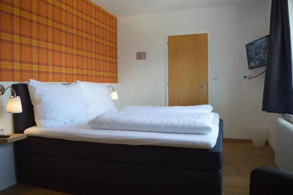 B & B Gmeineck