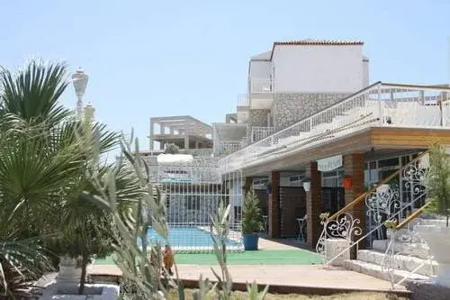 Shaka Marine Boutique Hotel