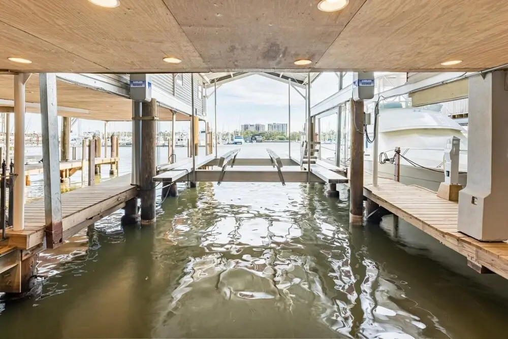 Large House on Lake Pontchartrain w Pool
