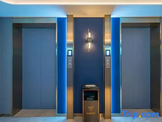 Ye Yu Chen E-sports Movie Hotel (Luquan Beiguo Mall)