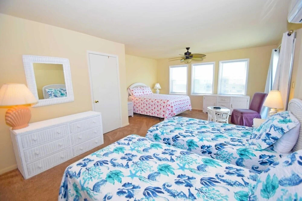 Ocean Club 4007