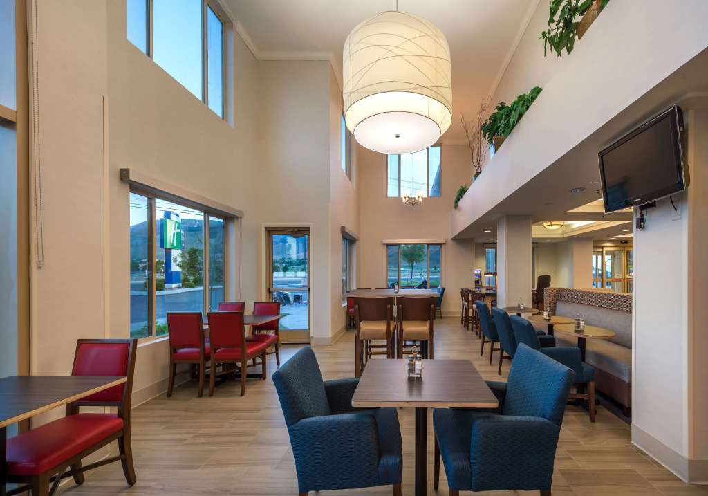 Holiday Inn Express Hotel & Suites Carson City by IHG