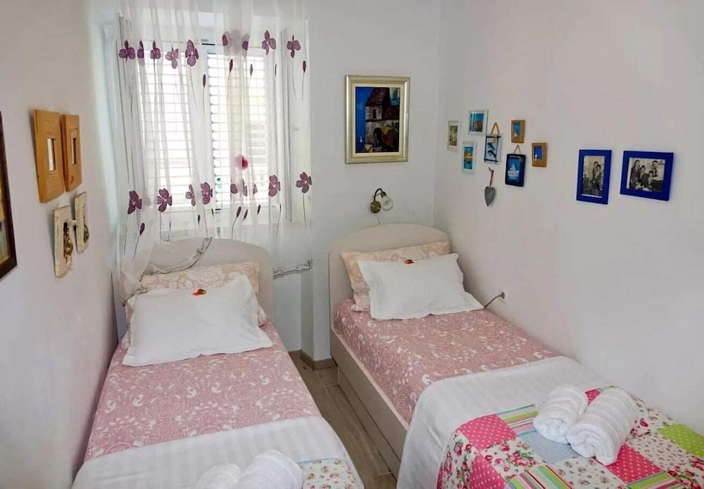 Apartment Ljubav