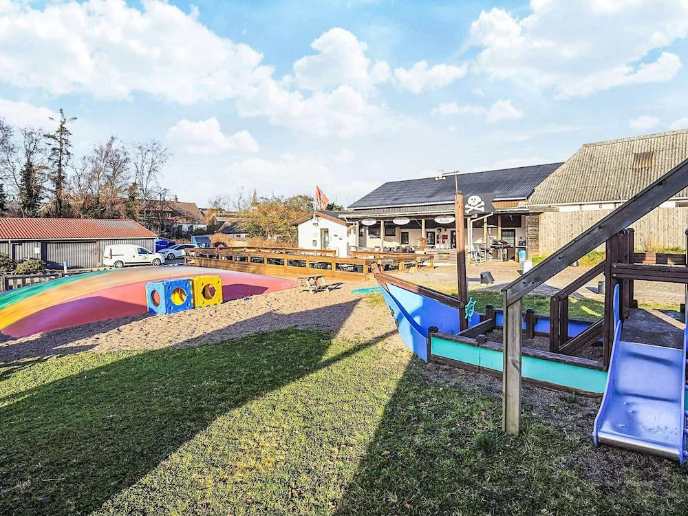 3 person holiday park home in Gørlev