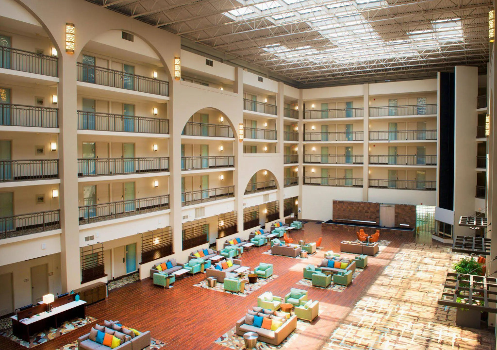 Embassy Suites by Hilton Cincinnati Northeast - Blue Ash