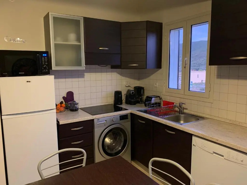 T3 Duplex tout confort - piscine - proche plage - 6 personnes