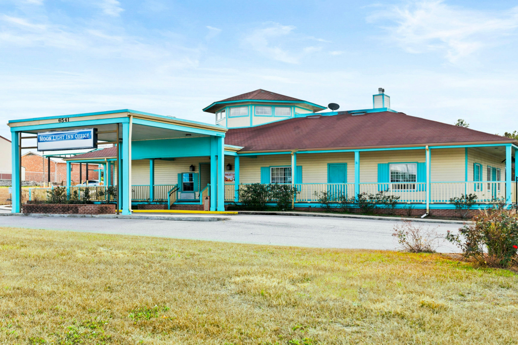Howard Johnson by Wyndham Hattiesburg