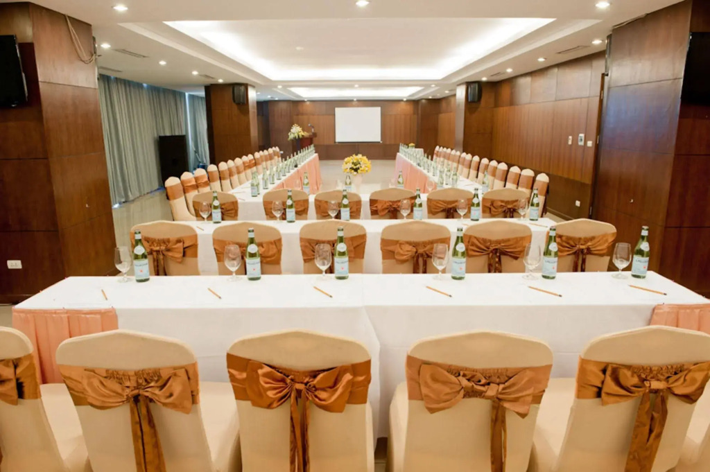Muong Thanh Grand Xa La Hotel