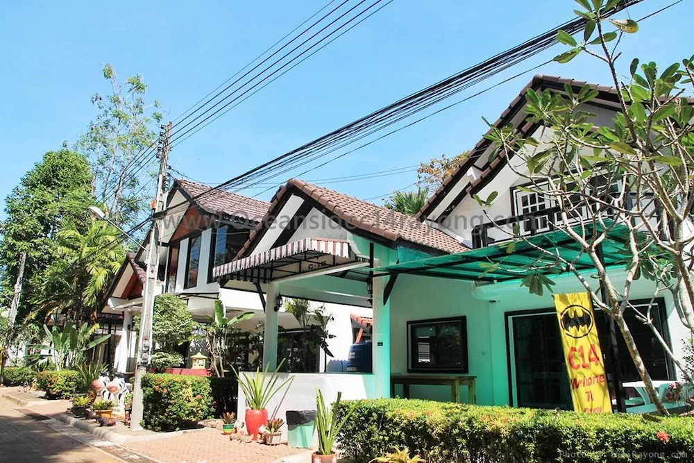 Oceanside Place C13 C14 C15
