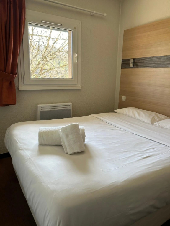 Hotel The Originals Annecy Nord