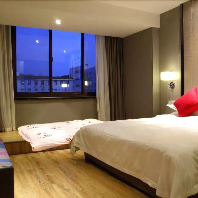 Homeinn Ripple Yun Hotel (Weihai Huoju 8th Street International Coastal Baths)