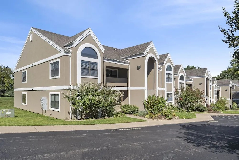 Wimbledon Pointe