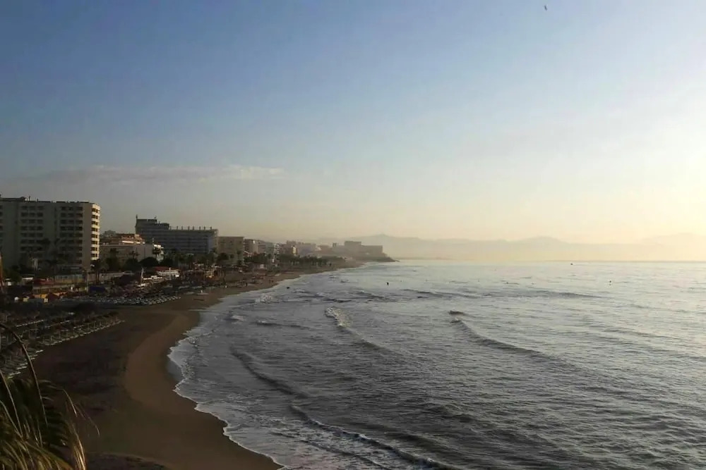 Studio in Benalmádena, with Wonderful Sea View, Pool Access, Furnished Terrace - 600 M From the Beach