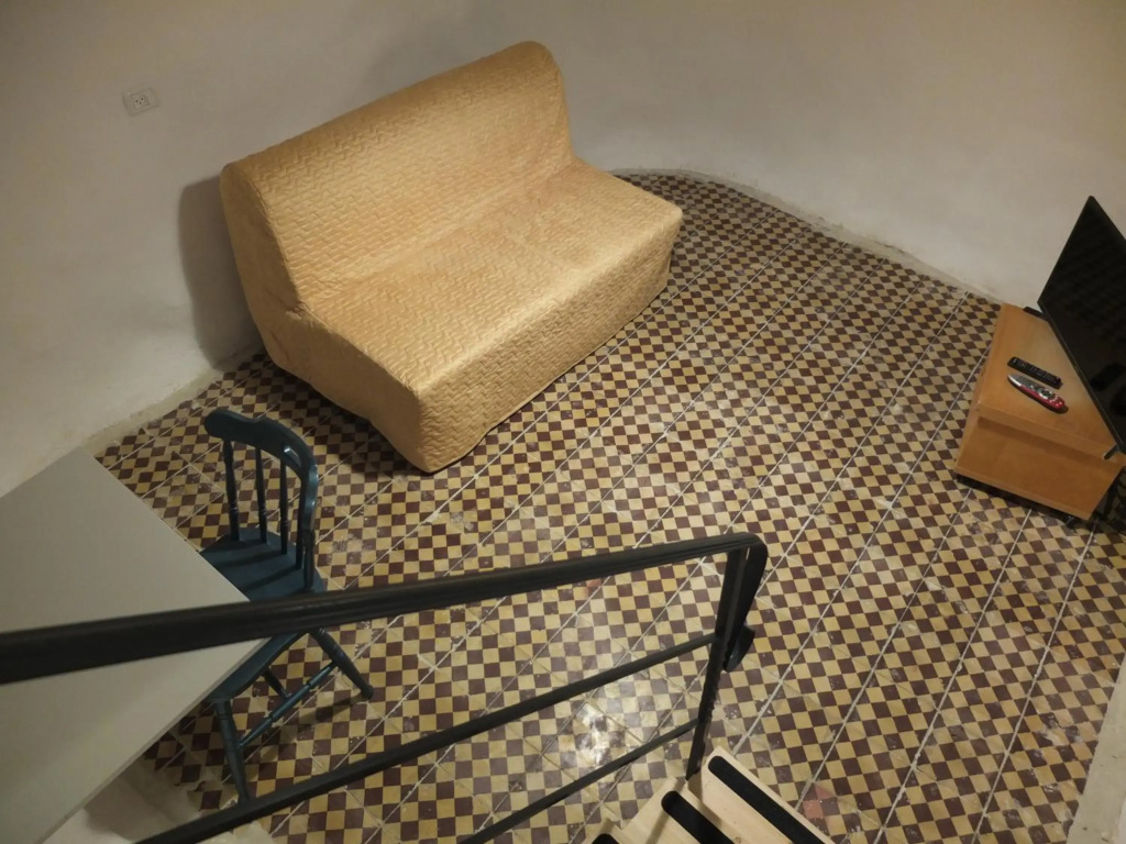 Central old stone Jerusalem apartment