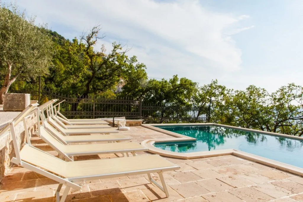 Apartments Pietra Mare