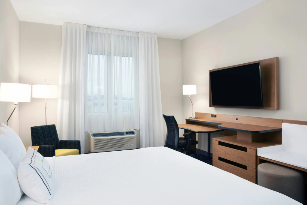 Fairfield Inn & Suites by Marriott Daytona Beach Speedway/Airport
