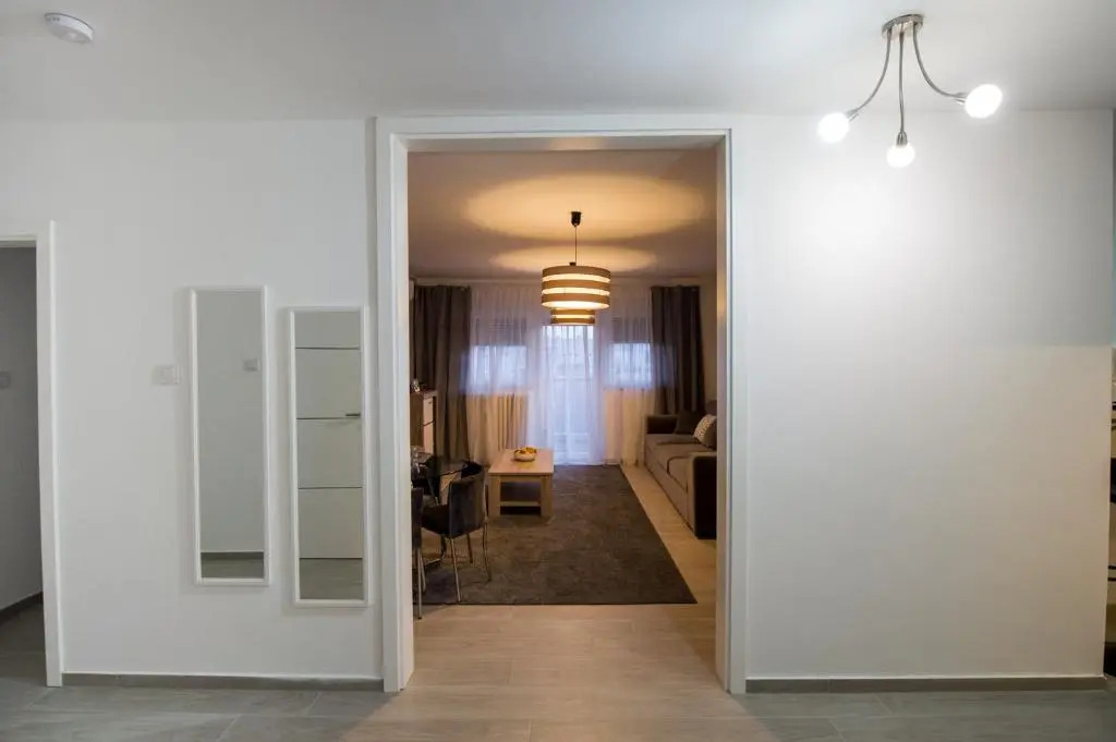 Apartman Lola