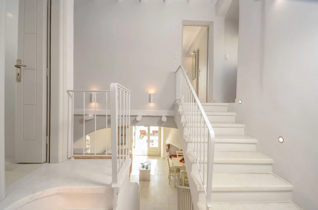 Naxian Queen Luxury Villas & Suites